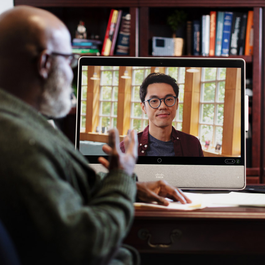 Webex を使用して学生と会う教員